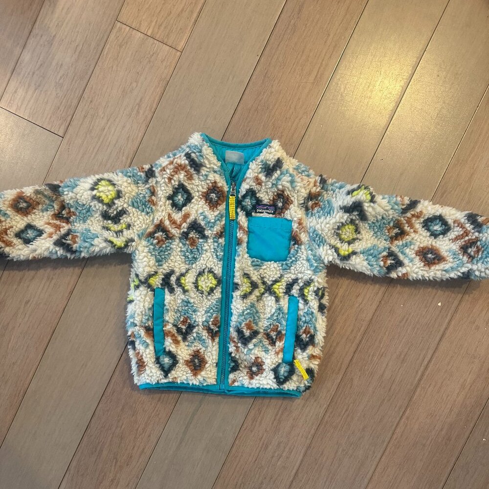 Kids Patagonia LINED Retro Fleece  size 4T special edition pattern
